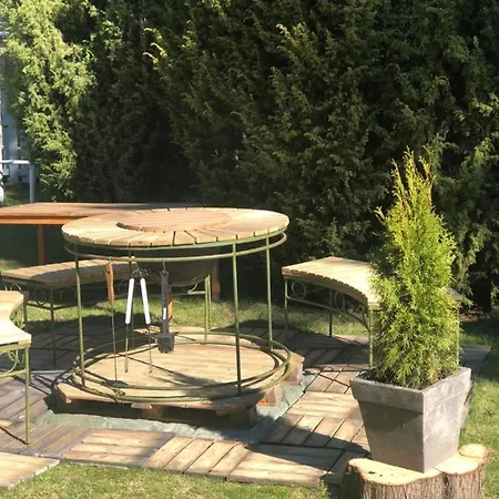 Haus Anna 住宿加早餐酒店