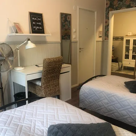 Haus Anna Bed & Breakfast *